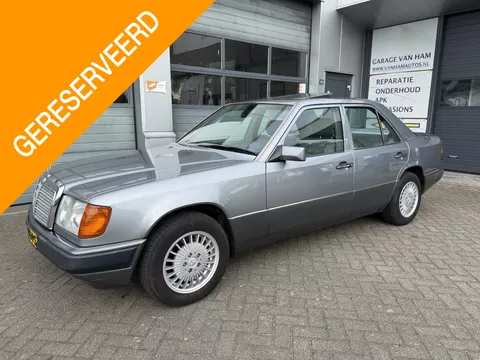 Mercedes-Benz 200-500 (W124) 230 E Gereserveerd