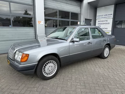 Mercedes-Benz 200-500 (W124) 230 E Airco, ASD, Automaat, Nivoregeling + meer